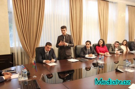 Nərimanov rayon gənclərinin deputatla görüşü keçirilib - FOTOLAR