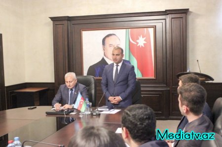 Nərimanov rayon gənclərinin deputatla görüşü keçirilib - FOTOLAR