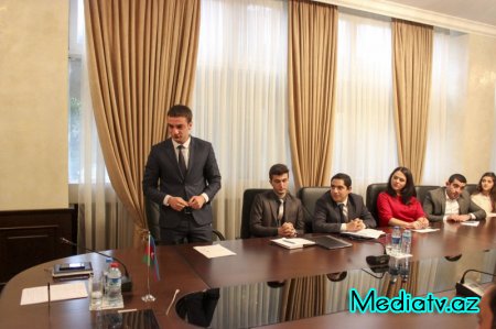 Nərimanov rayon gənclərinin deputatla görüşü keçirilib - FOTOLAR