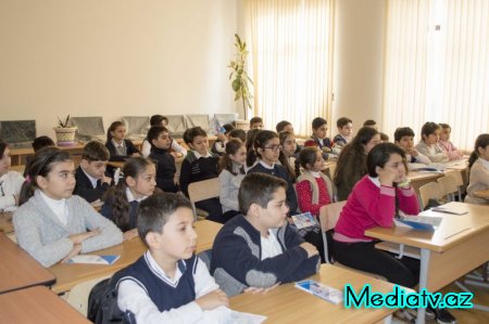  “Şagirdlərin təhlükəsizliyi diqqət mərkəzində” adlı  layihə çərçivəsində şagirdlərlə növbəti görüş - Nərimanovda (FOTOLAR)