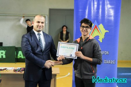 Stolüstü tennis idman növü üzrə Nərimanov rayon turniri keçirildi - FOTOLAR