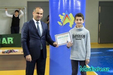 Stolüstü tennis idman növü üzrə Nərimanov rayon turniri keçirildi - FOTOLAR