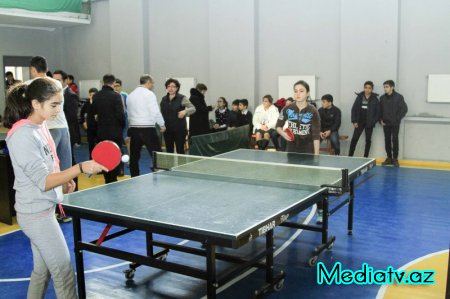 Stolüstü tennis idman növü üzrə Nərimanov rayon turniri keçirildi - FOTOLAR