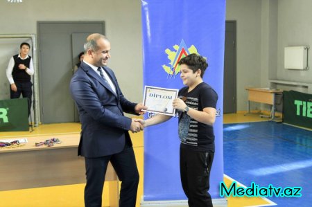 Stolüstü tennis idman növü üzrə Nərimanov rayon turniri keçirildi - FOTOLAR