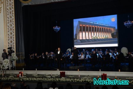 Nəsimi rayonunda əbədiyaşar Ulu Öndər Heydər Əliyevin  xatirəsinə həsr olunmuş anım mərasimi keçirilib - FOTOLAR