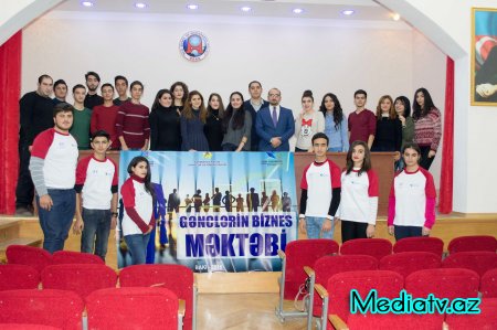 “Gənclərin Biznes Məktəbi” layihəsi çərçivəsində daha bir təlim keçirilib - Nərimanovda (FOTOLAR)