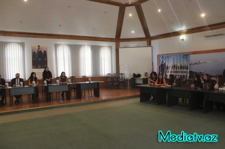 Nərimanov rayonunda “Gənclərin Biznes Məktəbi” layihəsi çərçivəsində növbəti təlim keçirilib - FOTOLAR
