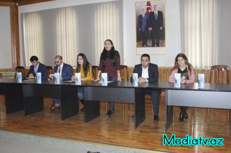 Nərimanov rayonunda “Gənclərin Biznes Məktəbi” layihəsi çərçivəsində növbəti təlim keçirilib - FOTOLAR