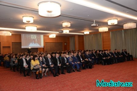 Nəsimi rayonu 3 saylı sahə inzibati ərazi dairəsi üzrə nümayəndəliyi 2016-cı ilin yekunlarını müzakirə etmişdir - FOTOLAR