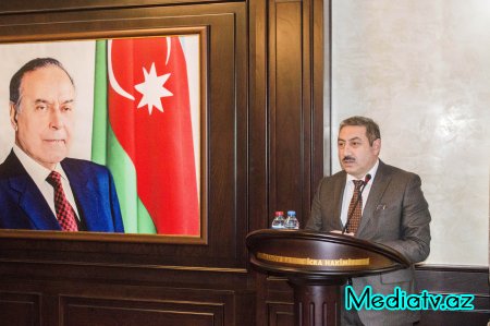 Nərimanov rayonunda ordu sıralarından tərxis olunmuş və hərbi xidmətə yola salınan gənclərlə görüş keçirilib - FOTOLAR