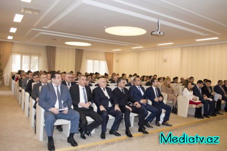 Nərimanovda 3 nömrəli Sahə İnzibati Ərazi Dairəsi üzrə nümayəndəliyinin 2016-cı ilin yekunlarına həsr olunmuş hesabat yığıncağı keçirilib - FOTOLAR