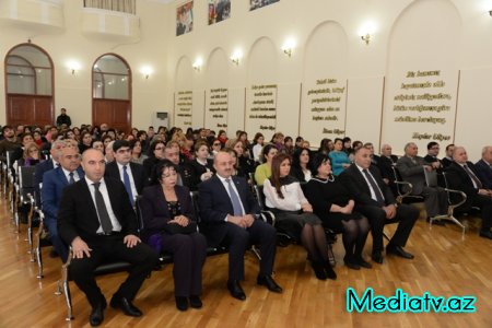 Nəsimi rayonu 1 saylı tam orta məktəbdə 20 Yanvar facəsinə həsr olunmuş tədbir keçirilmişdir - FOTOLAR