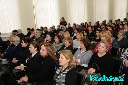 Nəsimi rayonu 1 saylı tam orta məktəbdə 20 Yanvar facəsinə həsr olunmuş tədbir keçirilmişdir - FOTOLAR