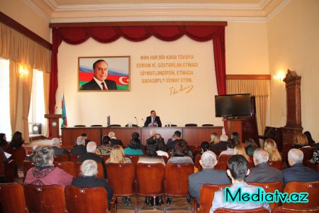 AQRAR UNİVERSİTETİNDƏ TYUTOR XİDMƏTİNİN TƏKMİLLƏŞDİRİLMƏSİ MÜZAKİRƏ EDİLİB - FOTOLAR