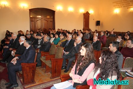 AQRAR UNİVERSİTETİNDƏ TYUTOR XİDMƏTİNİN TƏKMİLLƏŞDİRİLMƏSİ MÜZAKİRƏ EDİLİB - FOTOLAR