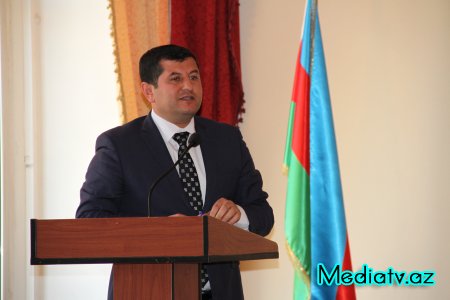 AQRAR UNİVERSİTETİNDƏ TYUTOR XİDMƏTİNİN TƏKMİLLƏŞDİRİLMƏSİ MÜZAKİRƏ EDİLİB - FOTOLAR