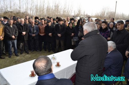 Füzulili məcburi köçkünlər Prezidentin Fərmanını müsbət qarşılayırlar - FOTOLAR