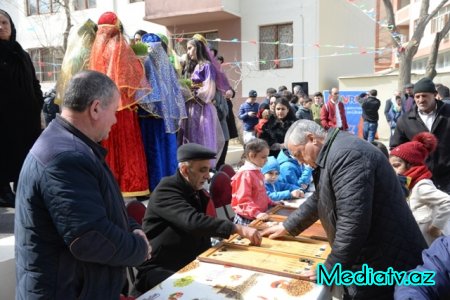 Nəsimidə  növbəti “Abad həyət” sakinlərin ixtiyarına verildi - FOTOLAR