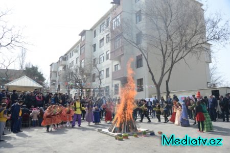 Nəsimi rayonunda Novruz bayramı ərəfəsində  növbəti “Abad həyət” sakinlərin ixtiyarına verildi - FOTOLAR