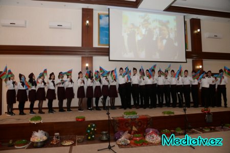  Nəsimi məktəbliləri ilk dəfə “Ölkəmizi tanıyaq” himnini oxudular - FOTOLAR