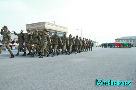 Nəsimi rayon ictimaiyyəti cəbhə bölgəsində xidmət edən əsgərlərlə Novruz bayramını qeyd etdilər - FOTOLAR