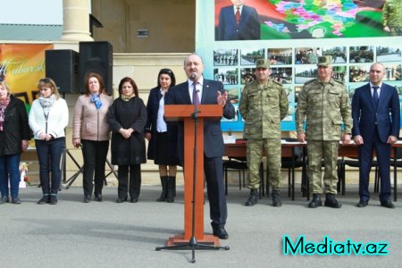 Nəsimi rayon ictimaiyyəti cəbhə bölgəsində xidmət edən əsgərlərlə Novruz bayramını qeyd etdilər - FOTOLAR