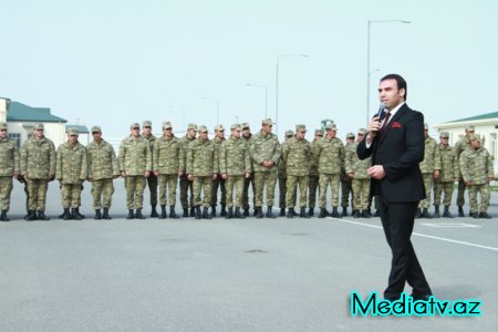 Nəsimi rayon ictimaiyyəti cəbhə bölgəsində xidmət edən əsgərlərlə Novruz bayramını qeyd etdilər - FOTOLAR