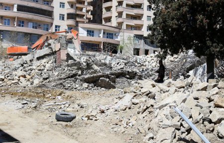 Prezidentin dayandırdığı tikintinin sərəncamı ləğv edildi – FOTO