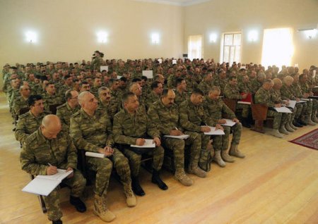 Zakir Həsənov qoşunlara döyüşə hazır olmağı tapşırdı – FOTO