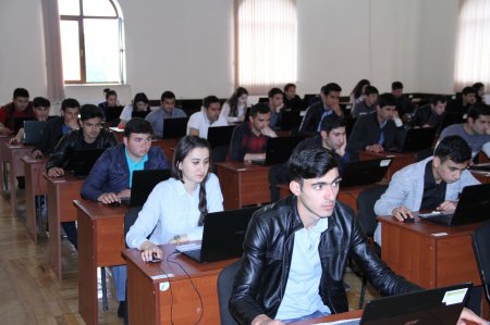 AQRAR UNİVERSİTETDƏ YAZ İMTAHAN SESSİYSI  UĞURLA DAVAM EDİR