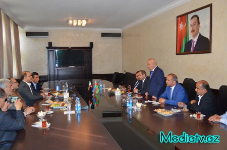 Nərimanov rayonunda İran İslam Respublikası Qərbi Azərbaycan Əyaləti Bədən Tərbiyəsi İdarəsinin nüməyəndə heyəti ilə görüş keçirilib.