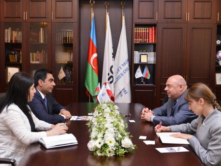 Polşa səfiri Bakı Ali Neft Məktəbində - FOTO