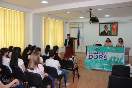 Nərimanov rayonunda “Humanitar dərs” - gənclərin mədəniyyətin inkişafına dəstək təşəbbüsləri layihəsinin daha bir təlimi keçirilib.