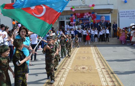 Kürdəmirdə “Son Zəng” tədbirləri təntənə ilə qeyd olunub