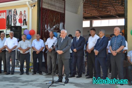 Füzulidə kənd təsərrüfatı məhsullarının satışı yarmarkası istifadəyə verilib