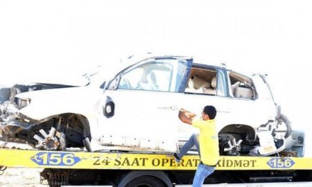 Hacıqabulda “Land Cruiser” aşıb, iki nəfər ölüb