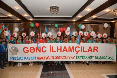 Nəsimi rayonunun “Gənc İlhamçılar”ı Şəki şəhərinə istirahətə yola düşdülər