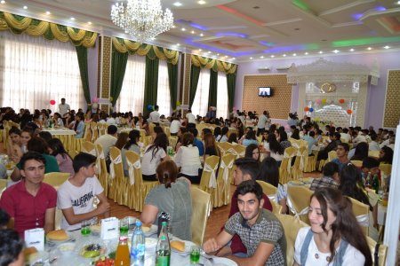 Füzulidə ali məktəblərə qəbul olunmuş tələbələrlə görüşü keçirildi Füzulidə ali məktəblərə qəbul olunmuş tələbələrlə görüşü keçirildi