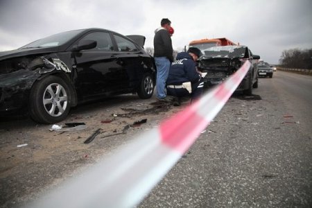 Azərbaycanda bir gündə yol qəzalarında ən azı 5 nəfər öldü