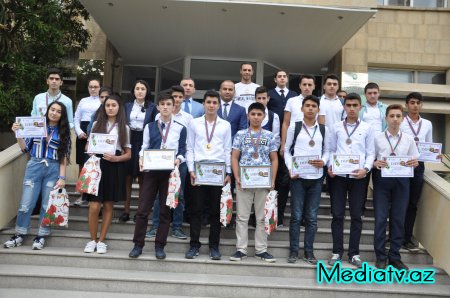Nərimanov rayonunda “Azərbaycanı tanıyaq” adlı bilik yarışması keçirilib.