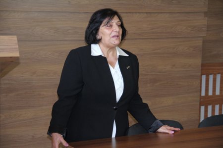 AQRAR UNİVERSİTETDƏ AKADEMİK HƏSƏN ƏLİYEVİN           YUBİLEYİ İLƏ BAĞLI HAZIRLANAN KİTABIN TƏQDİMATI OLUB