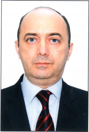 Paşa Kərimov osmanlı şairinin divanının surətini əldə edib