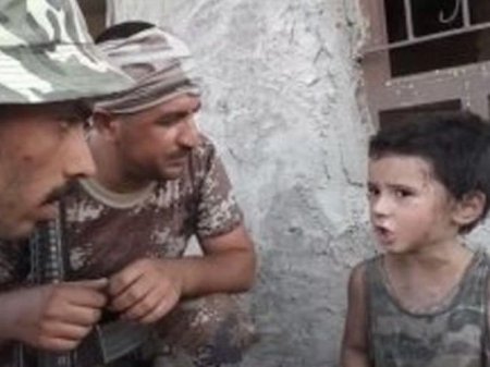 İŞİD-dən xilas edilən Abdullanın qohumları: Onun yolunu gözləyirik