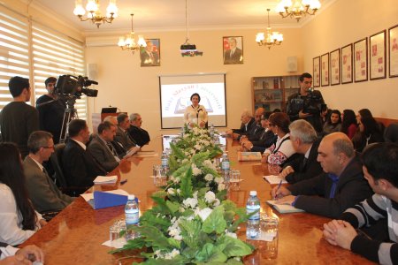 BSU-da “Uzaq və Yaxın Polşa” kitabının təqdimatı olub