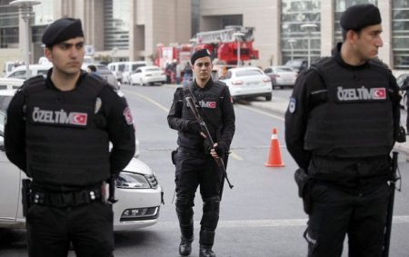 İstanbulda atışma: Yaralananlar var