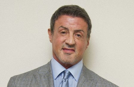 Silvester Stallone cinsi zorakılıqda ittiham olunur