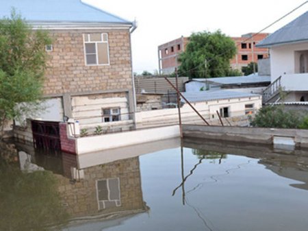 Bakının su basan ərazilərinin adları açıqlandı