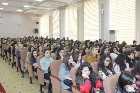 Azərbaycanın gələcəyi gənclərdən aslıdır
