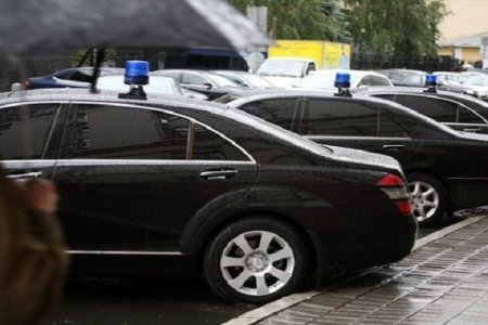 Müəllif Hüquqları Agentliyi avtomobilsiz qaldı