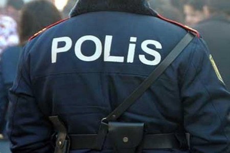 Cəlilabadda polisi prokurorluğunun qarşısında bıçaqladılar